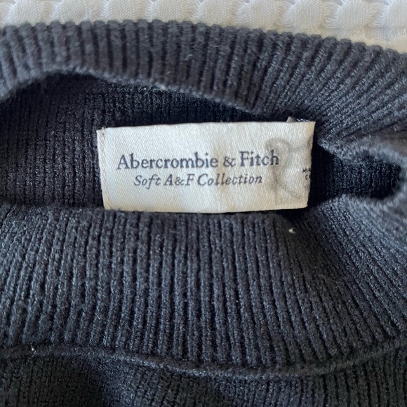 ABERCROMBIE & FITCH | Soft AF | Black | Small - Picture 4 of 5